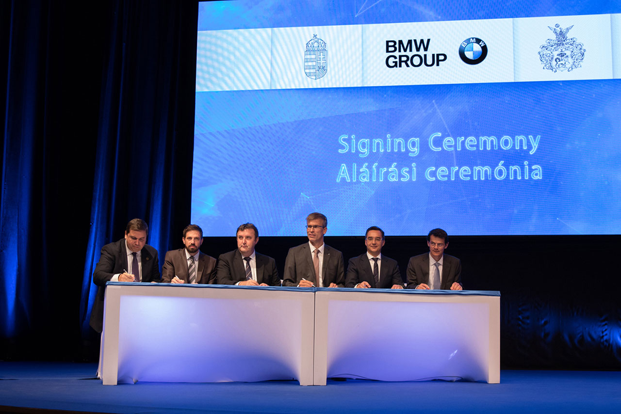 Debrecen and future BMW Group plant: final land-purchasing contract is signed. Important Milestone for Plant Project.