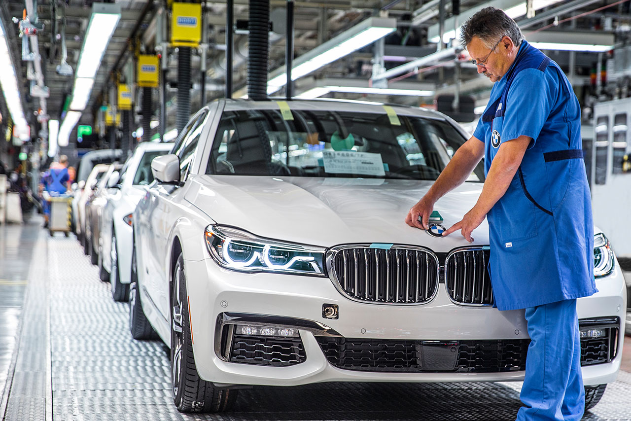 BMW Group Werk Dingolfing mit Qualitätspreis ausgezeichnet.