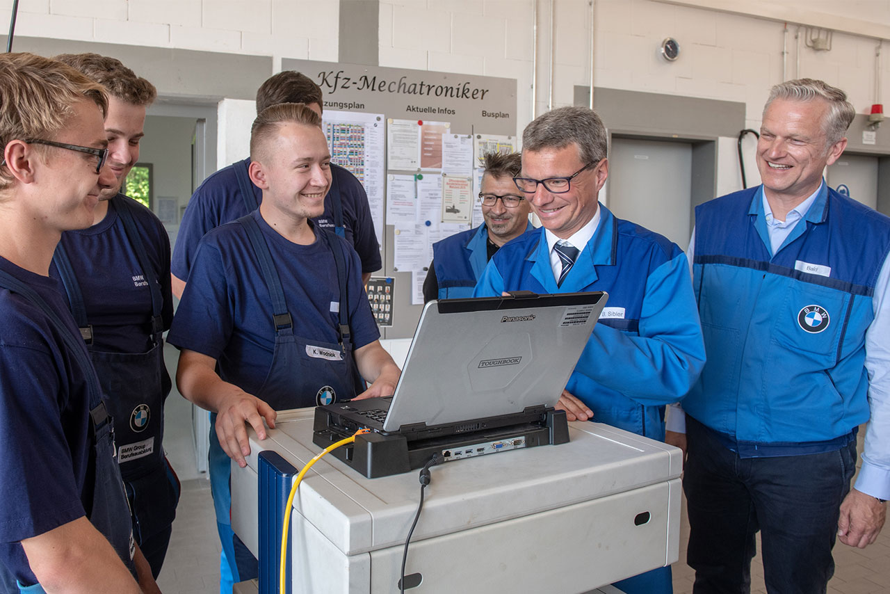 Ausbildung in Zeiten von E-Mobilität und Industrie 4.0.