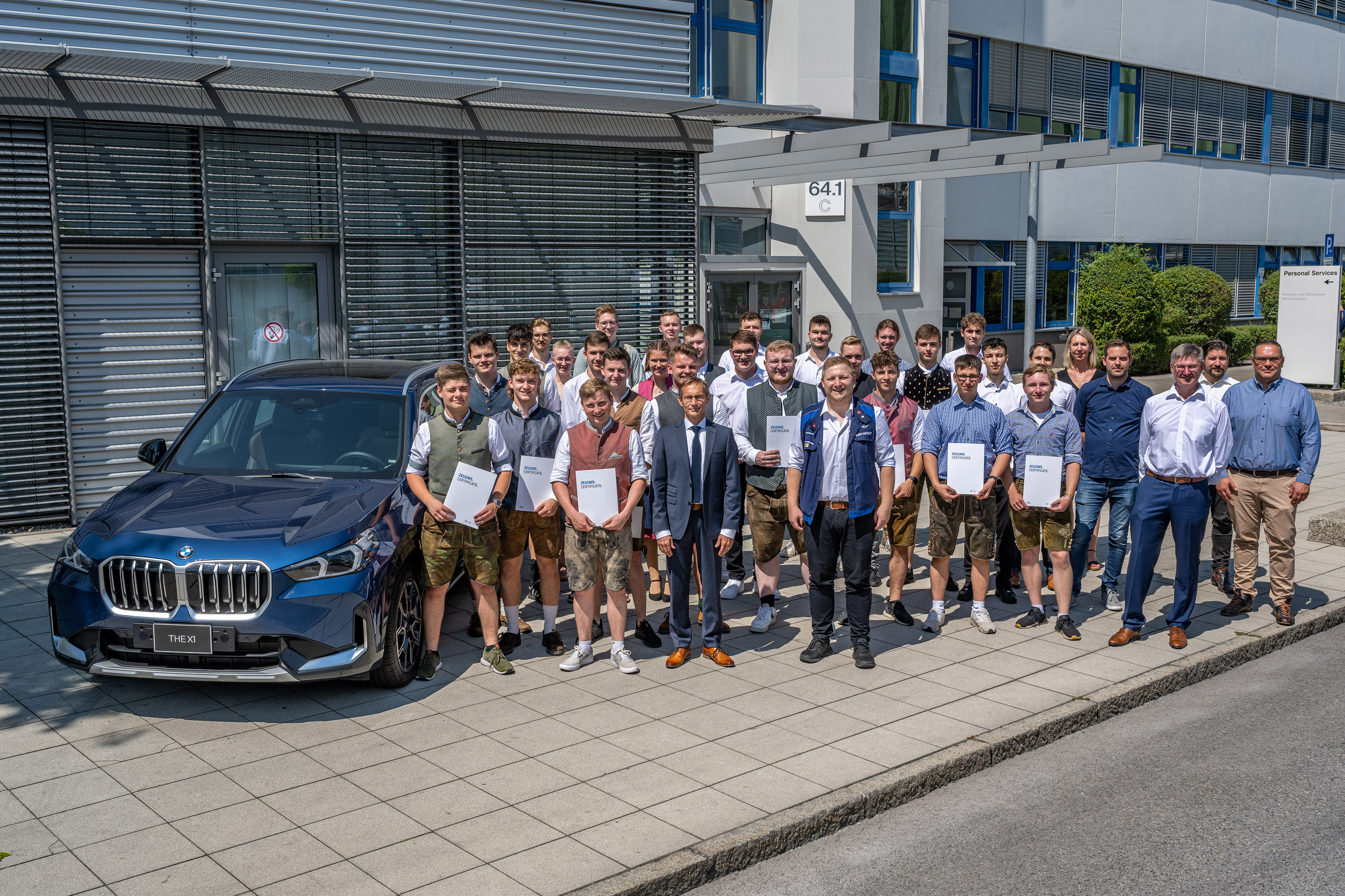33 junge Facharbeiter freigesprochen