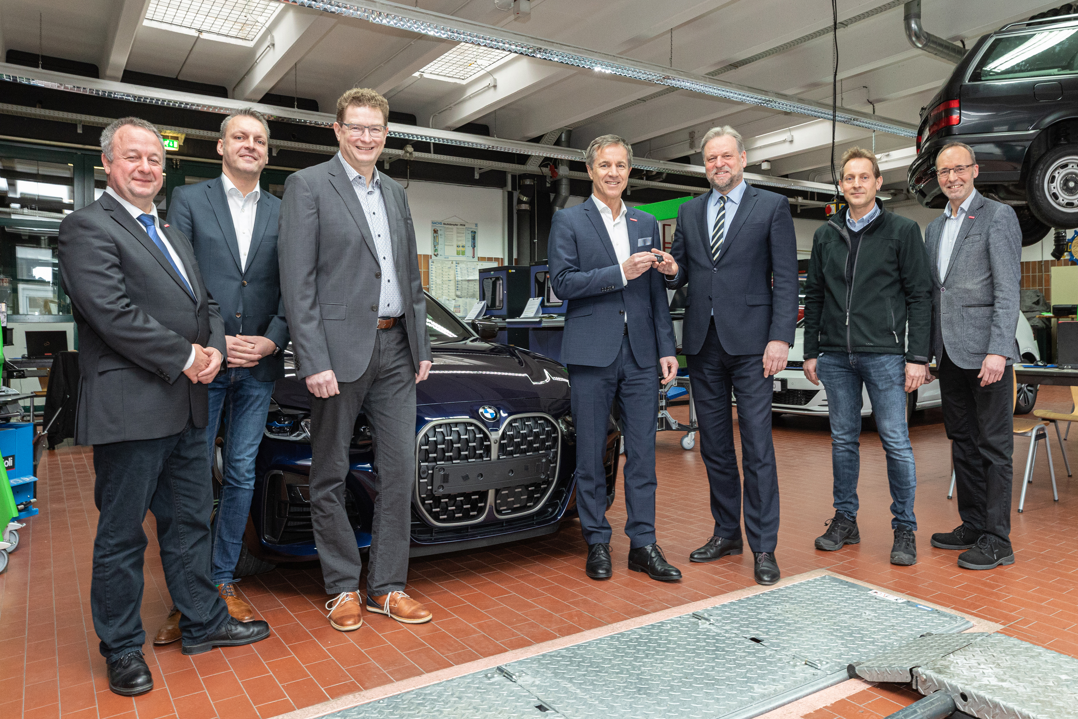 Spende für innovativen Unterricht