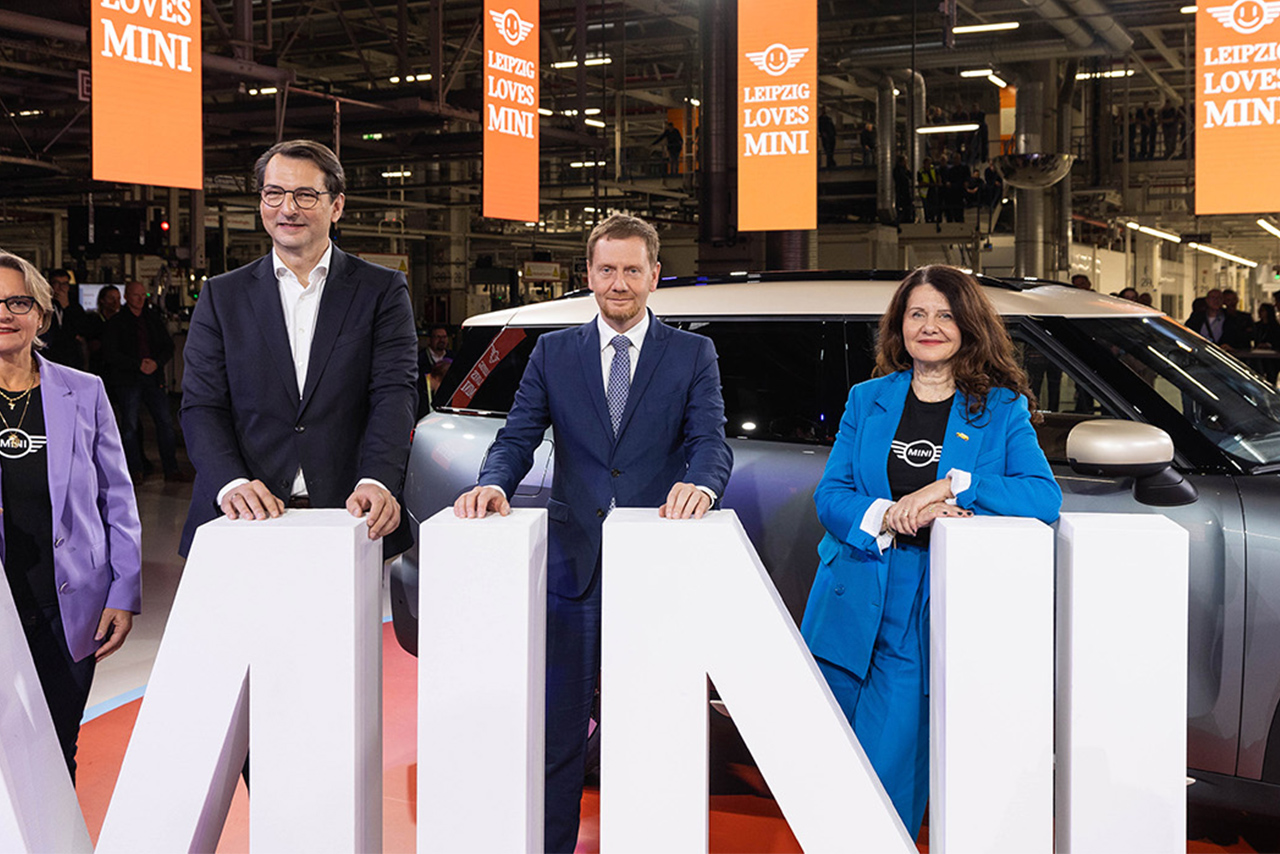 Leipzig loves MINI: BMW Group Werk Leipzig feiert Produktionsstart des MINI Countryman