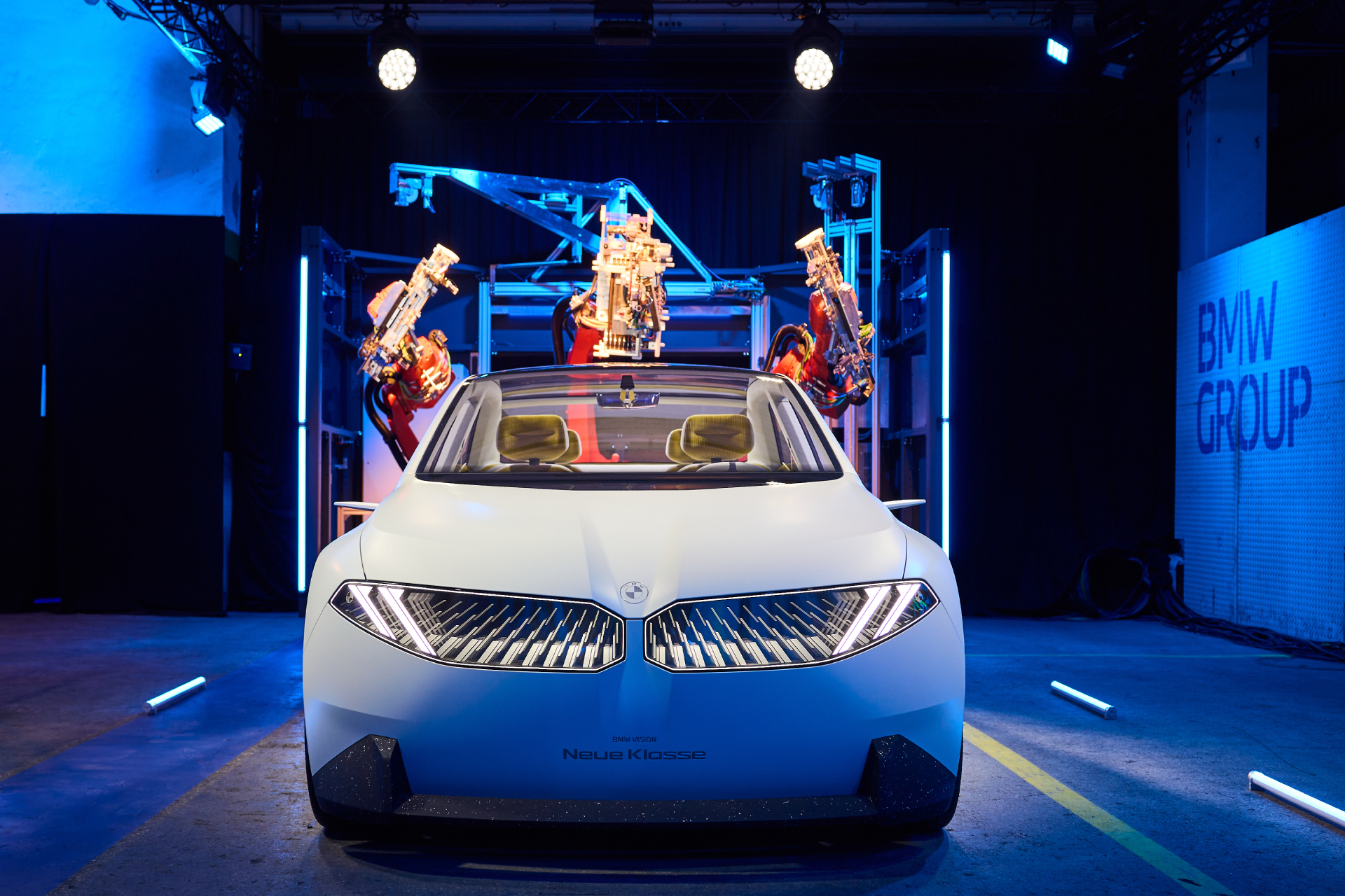 Transformation zur E-Mobilität: BMW Group Werk München fertigt bereits ab Ende 2027 ausschließlich vollelektrische Modelle.