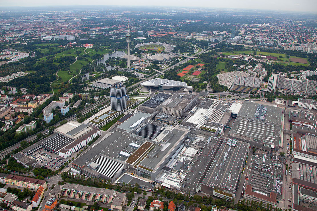 Alte Industrie Lampe // BMW Werk München 