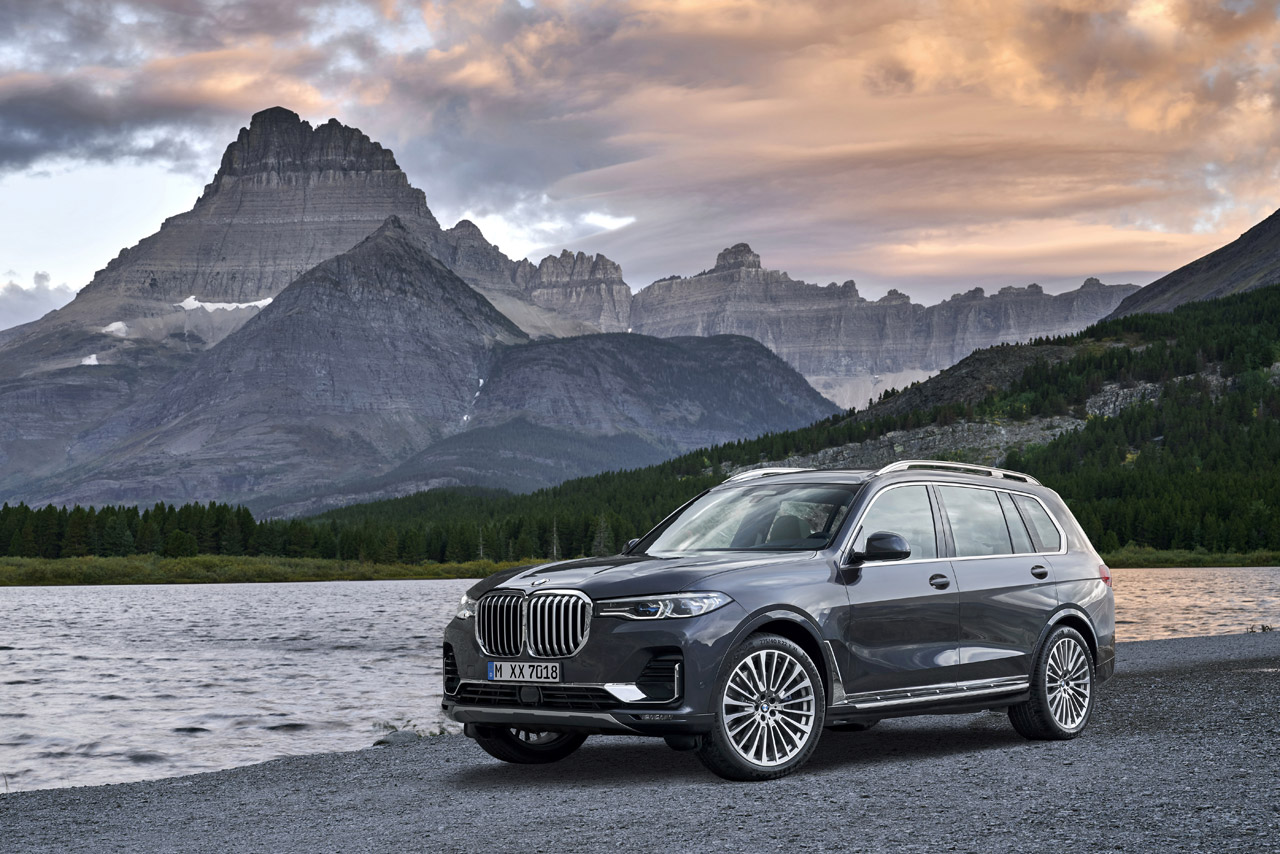 The first-ever BMW X7.
