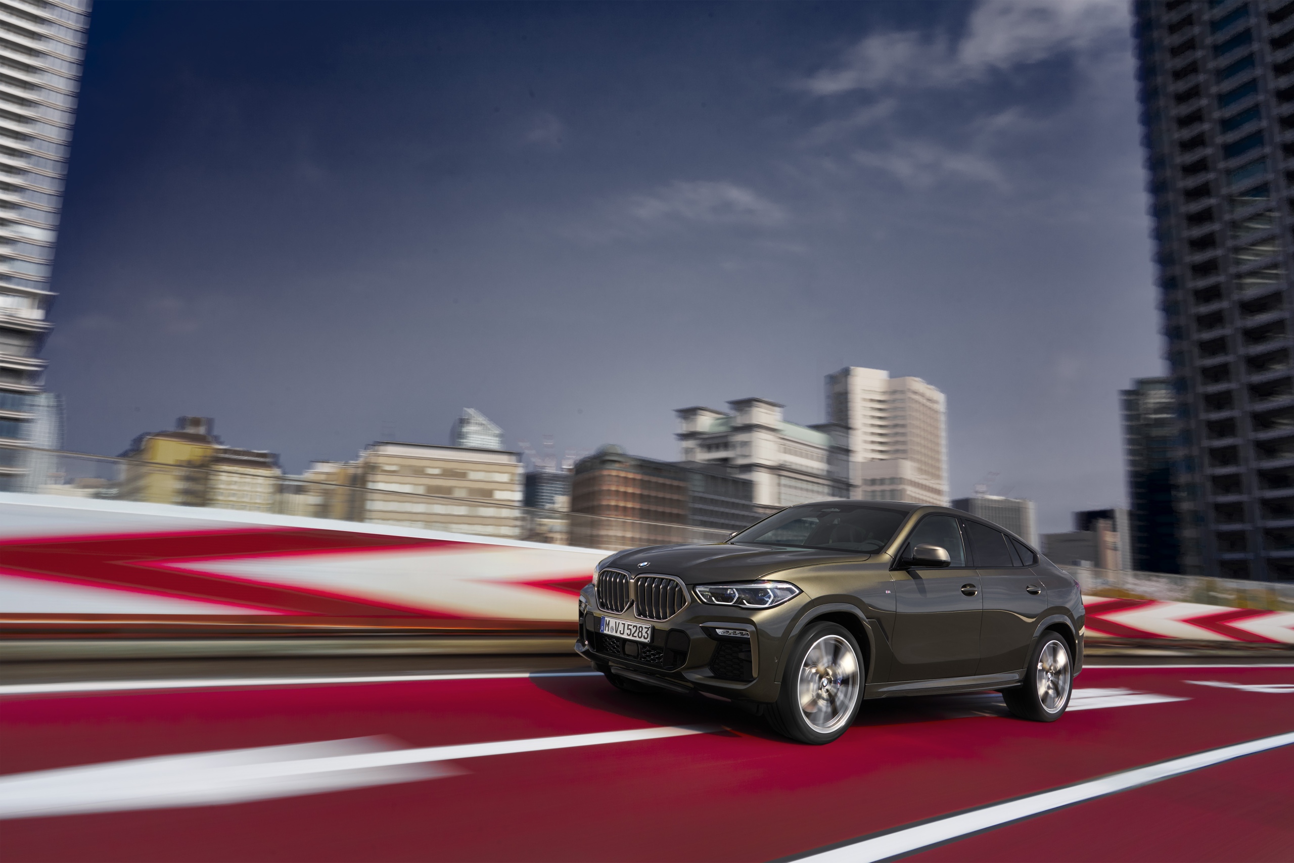 The New 2020 BMW X6 Sports Activity Coupe.