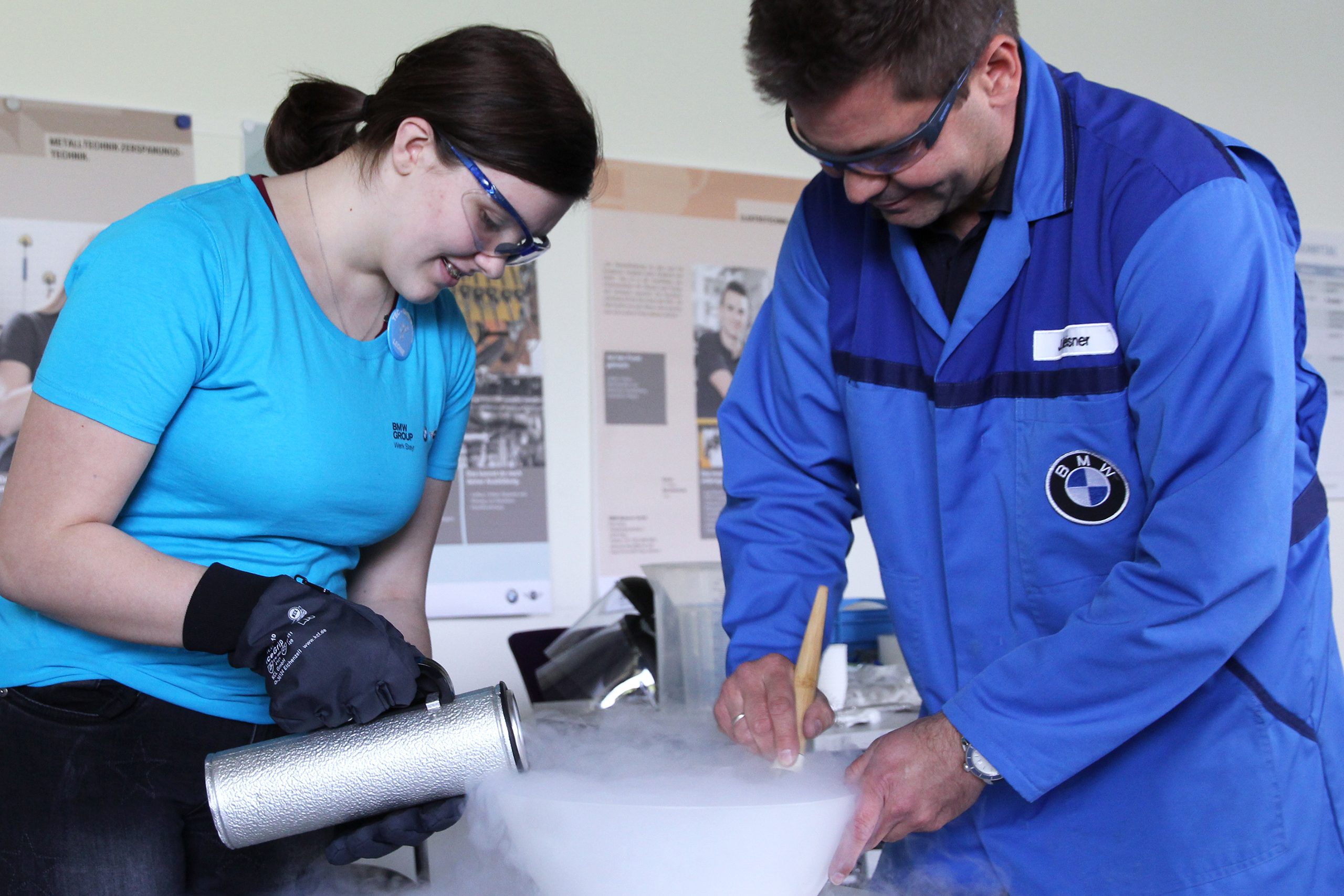 Girl-Power im Werk Steyr.