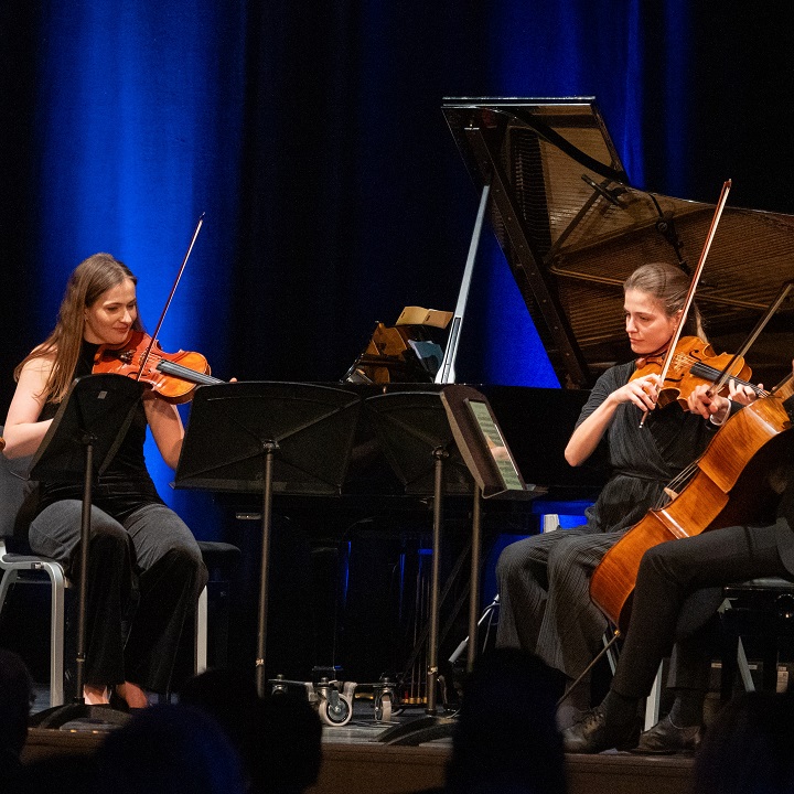 Klassik erleben und Gutes tun – Benefizkonzert des BMW Group Werks Dingolfing