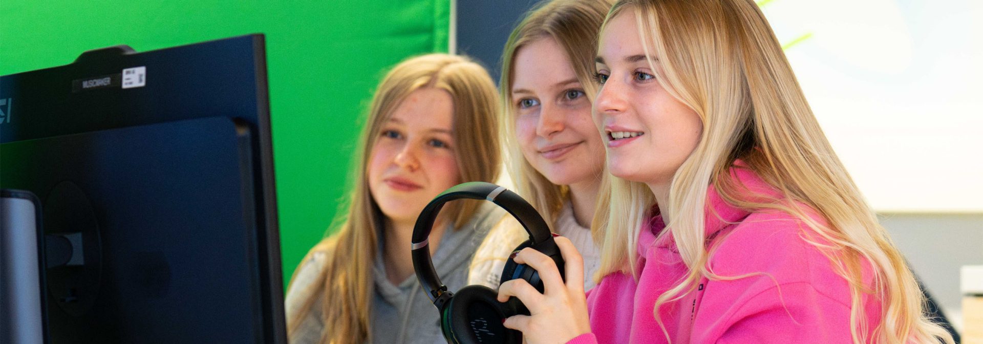 BMW Future Space anfragen