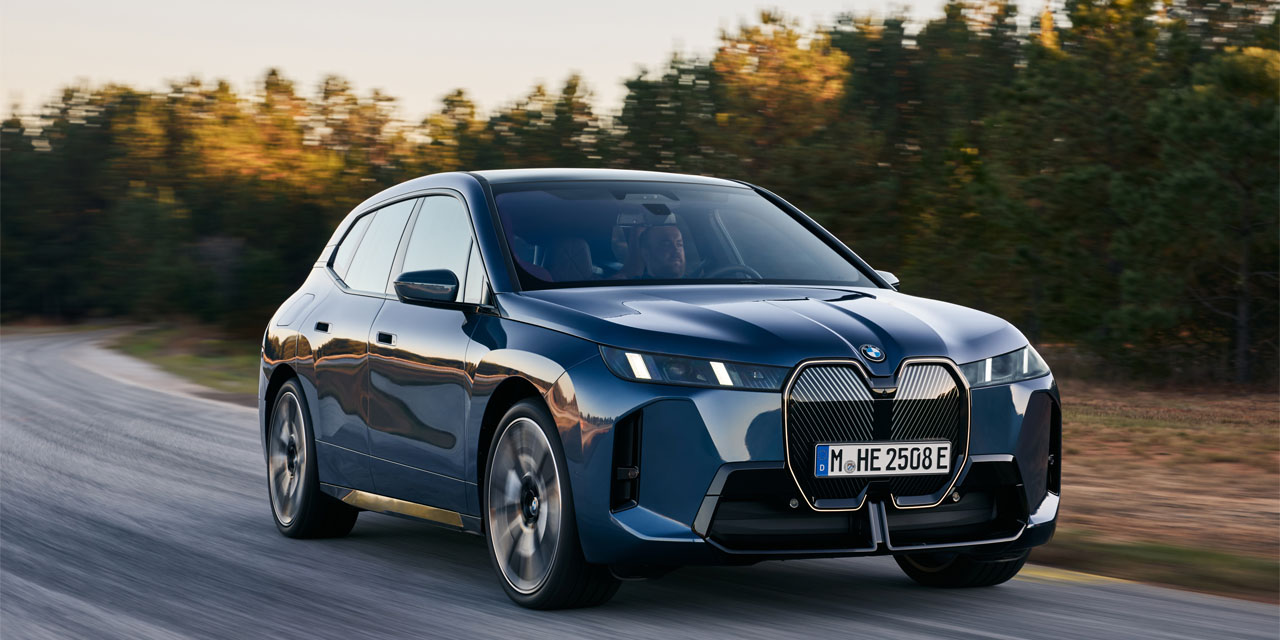 BMW <span class="grp-lowercase">i</span>X