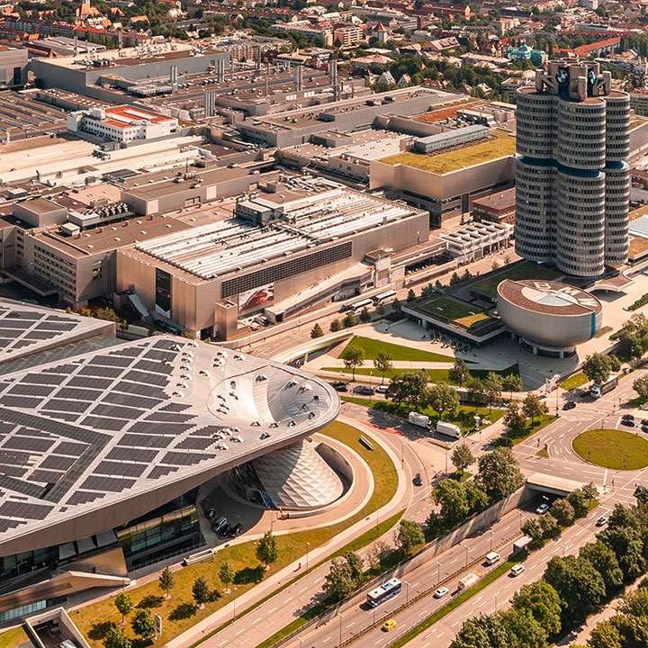 Aerial view of the BMW Museum, BMW Welt and the four-cylinder with modern architecture.