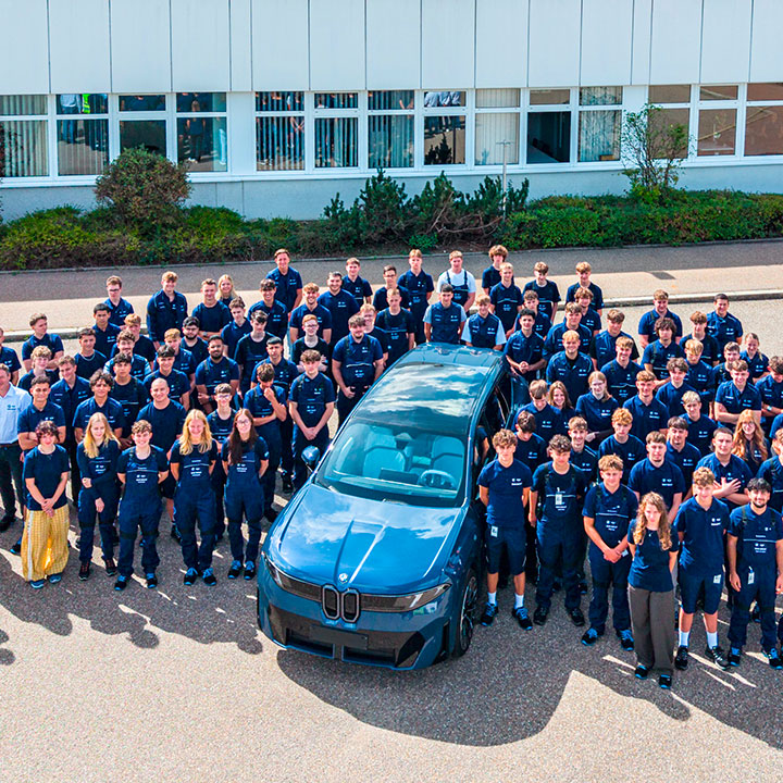  Ausbildungsstart im BMW Group Werk Regensburg: 96 Nachwuchskräfte starten ins Berufsleben