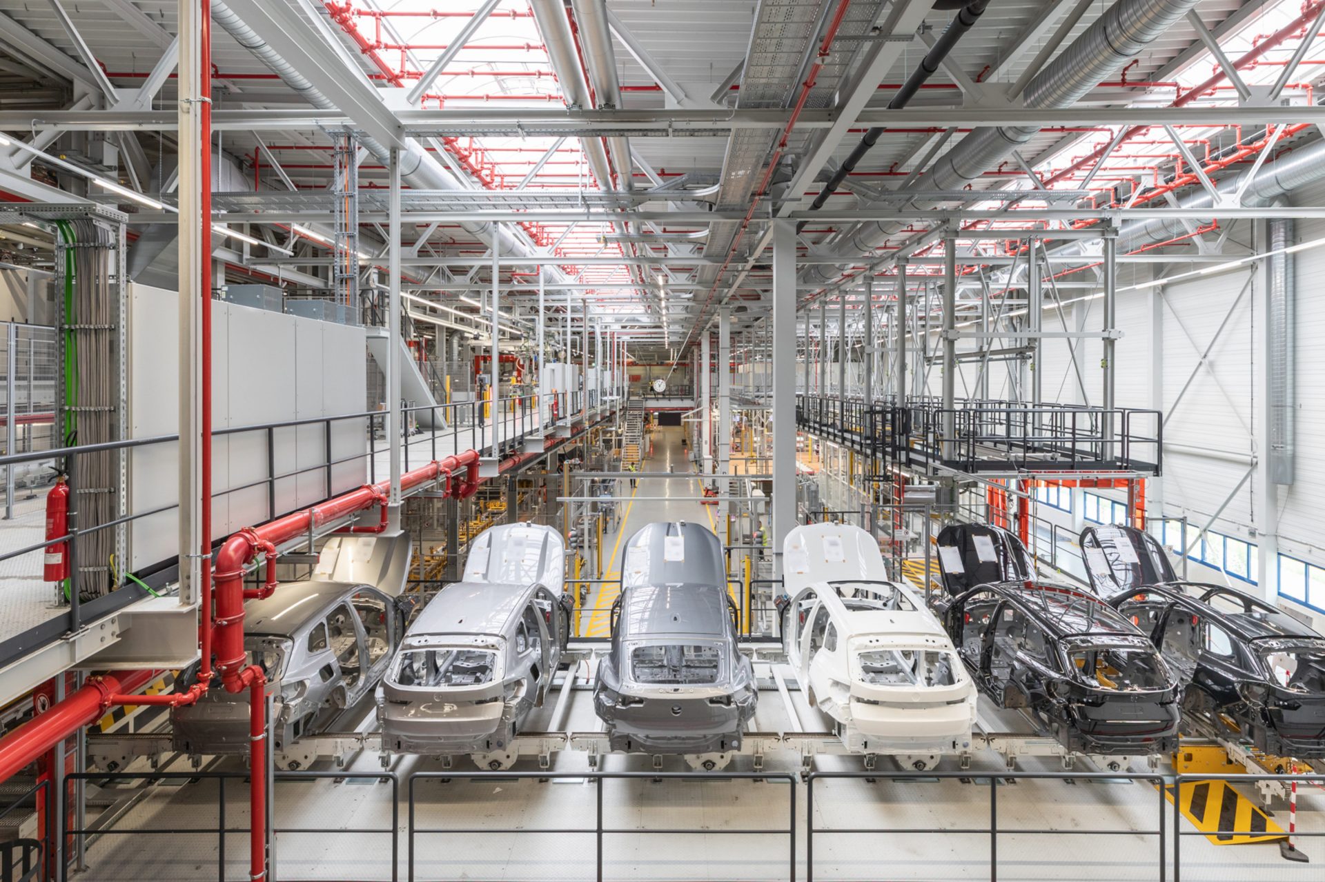 BMW Group Werk Regensburg rüstet sich mit neuer „Speicherhochzeit“ für den Hochlauf der Neuen Klasse