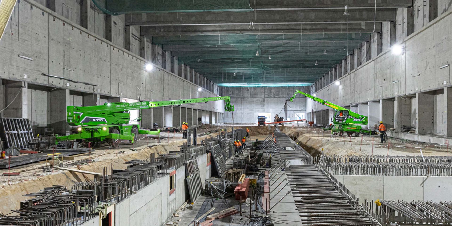 Blick in die Halle 80, die derzeit für das BMW Batterietestzentrum umgebaut wird.