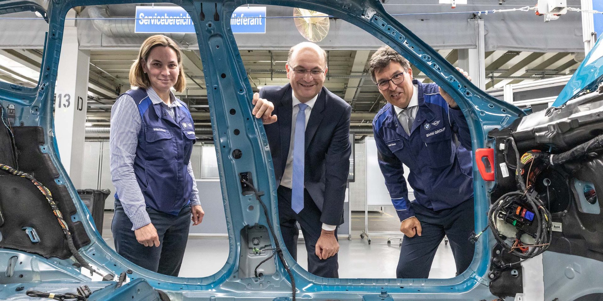 Finanz - und Heimatminister Albert Füracker: „BMW setzt starkes Bekenntnis für die Region und den Automobilstandort Bayern