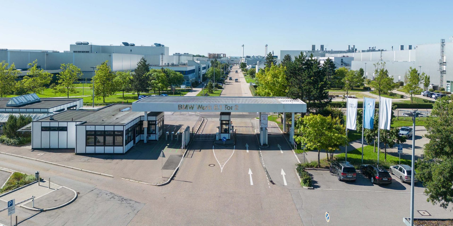 BMW Group Werk Regensburg holt Titel „FABRIK DES JAHRES“