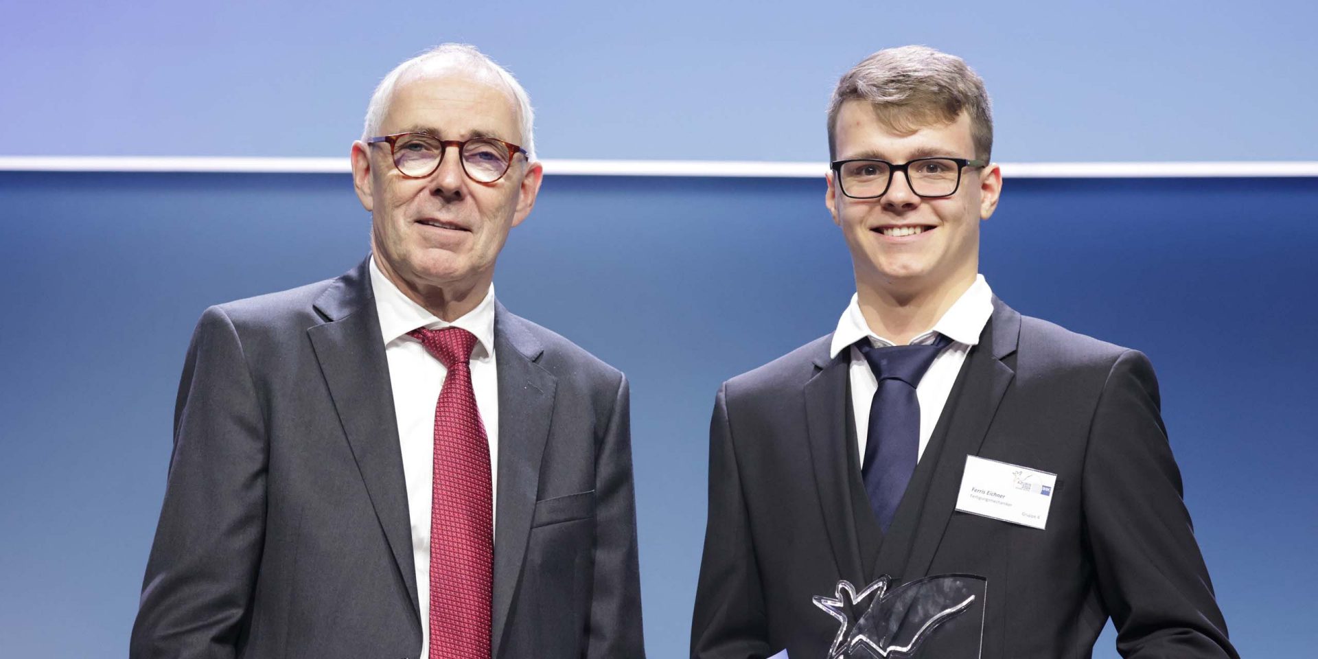 Deutschlands bester Azubi zum Fertigungsmechaniker kommt aus dem BMW Group Werk Regensburg