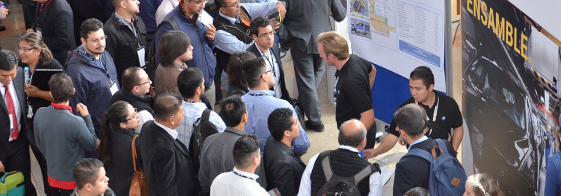 Primer Evento de reclutamiento “Día BMW” con más de 4,500 visitantes.